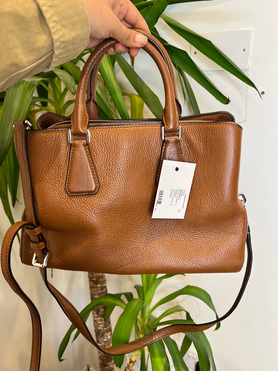 Michael Kors Oak Leather Tote with Shoulder Strap Siopaella Designer