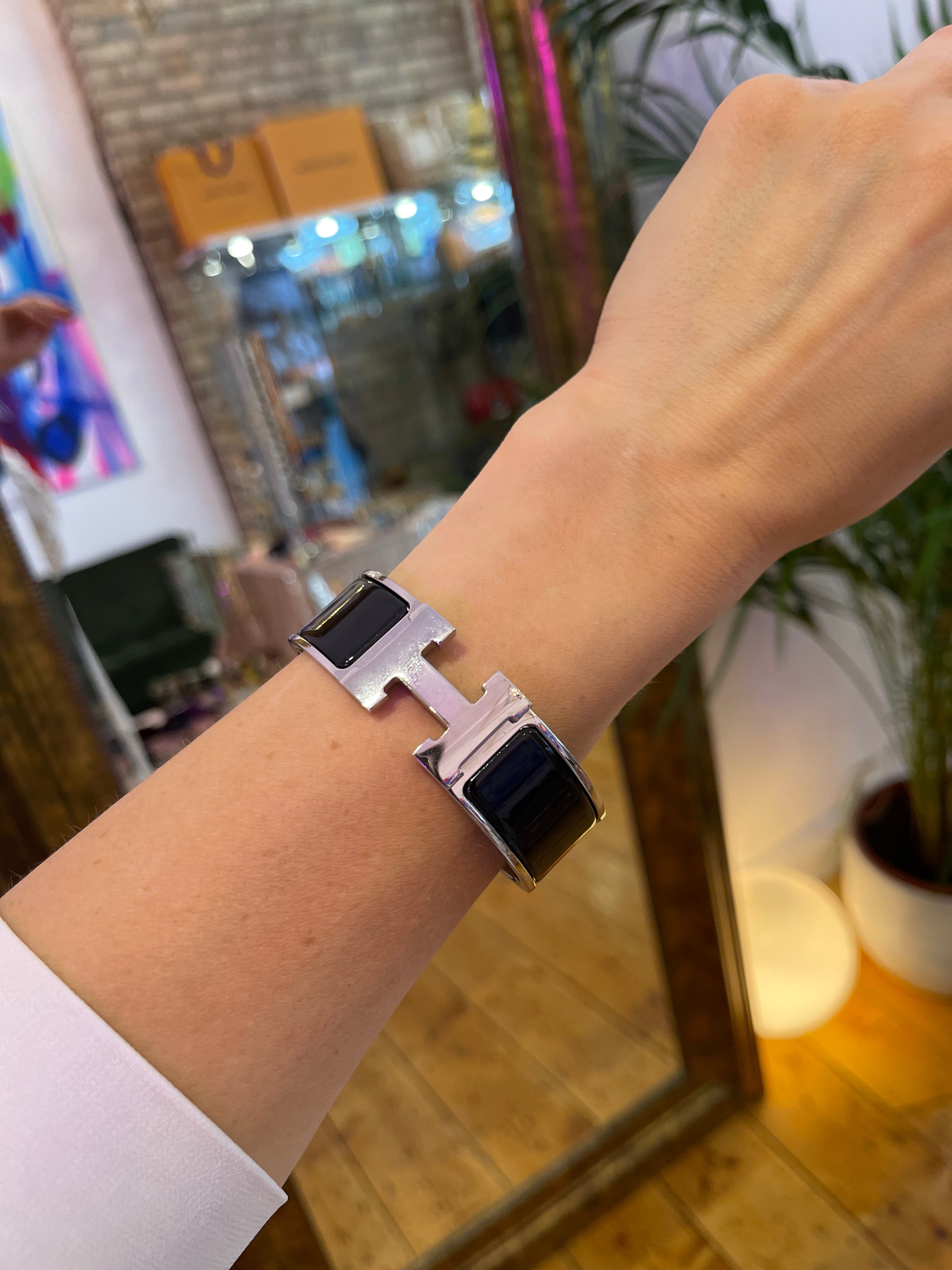 Hermes Black Clic Clac H Bracelet – Siopaella Designer Exchange