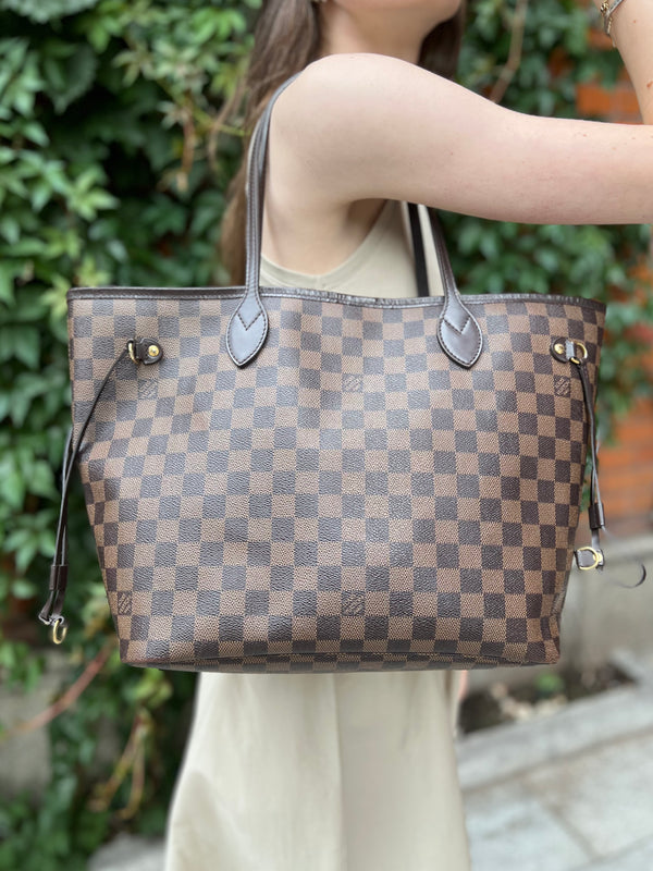 Louis Vuitton Monogram Canvas Neverfull MM