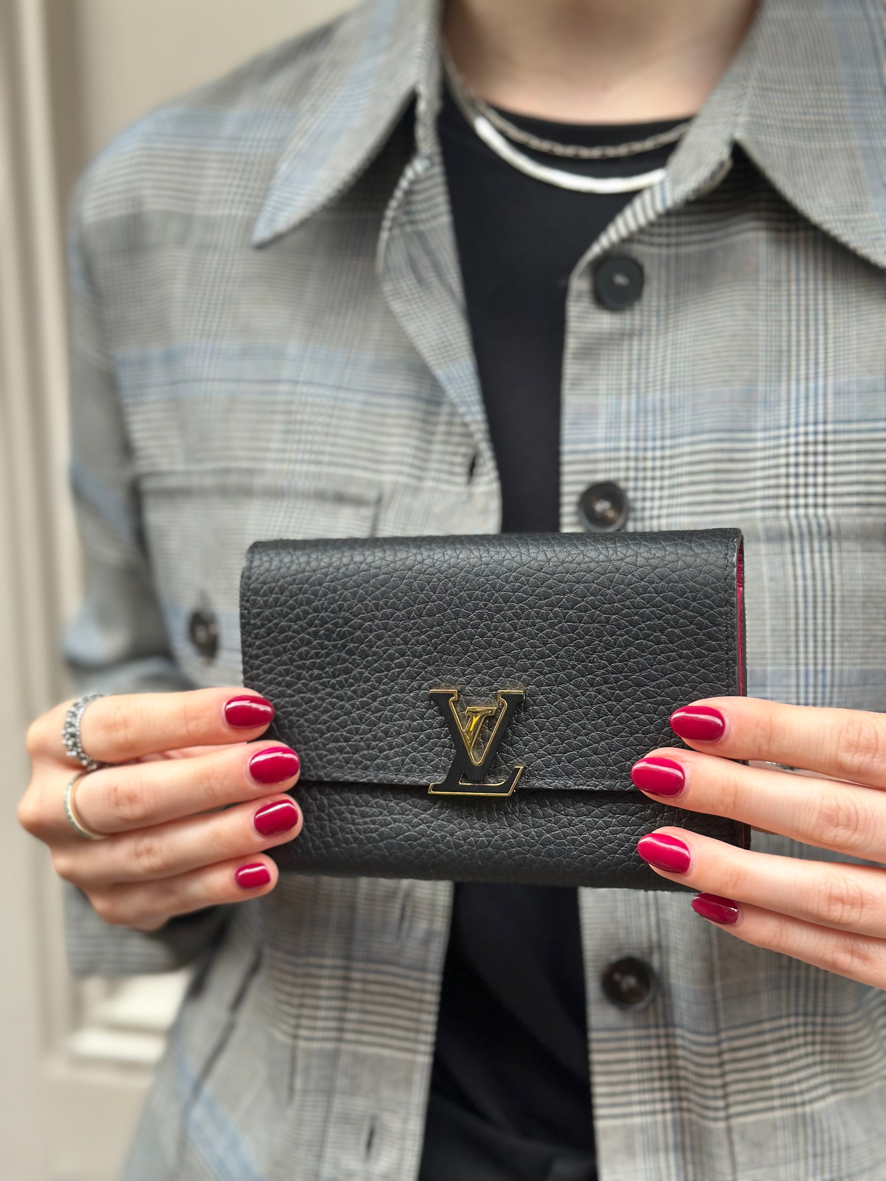 Louis Vuitton Black Empriente Leather Capucines Compact Wallet ...
