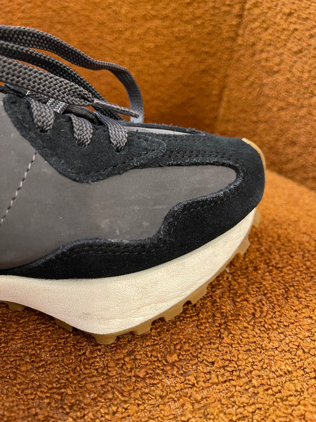 New Balance Size UK 4 Black Shoes – Siopaella Designer Exchange