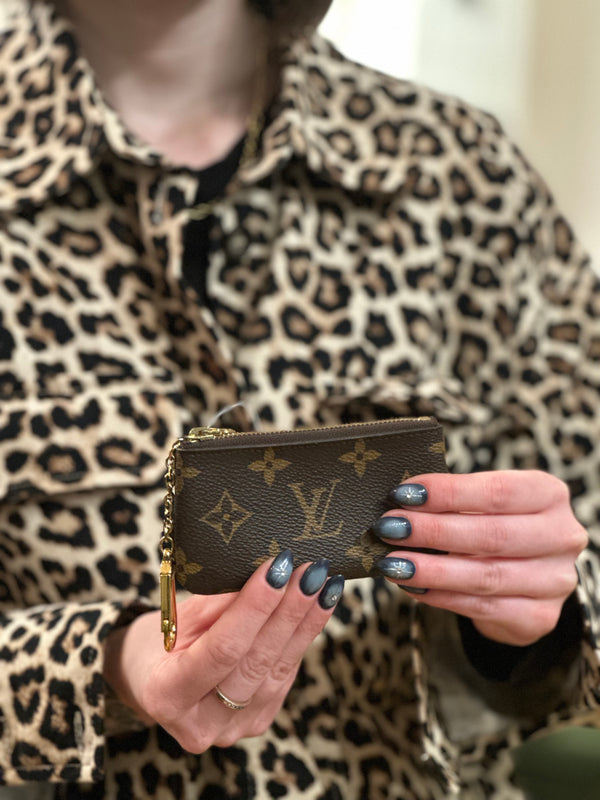 Louis Vuitton Monogram Canvas Cle Pouch