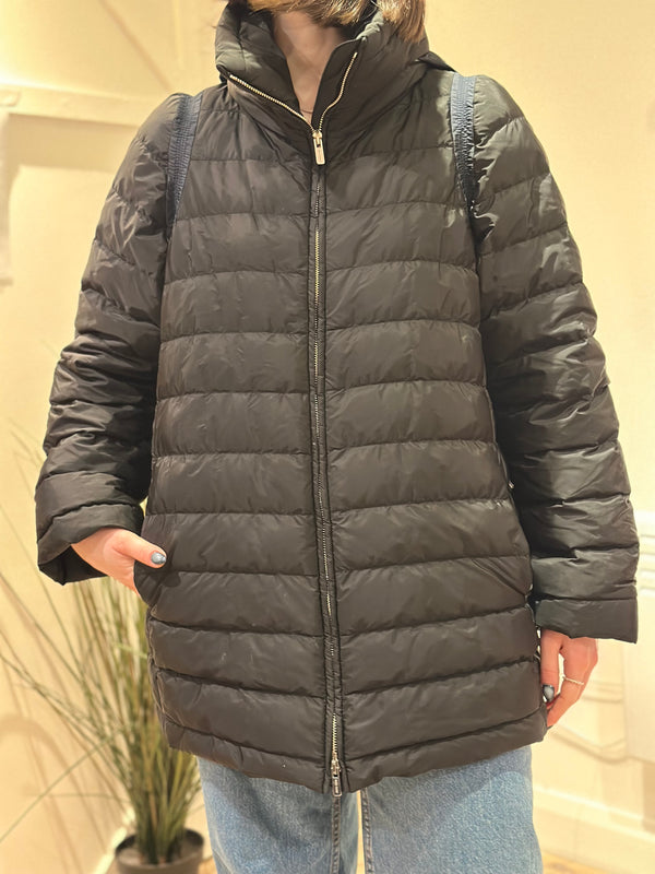 MiuMiu Size 42 Black Coat