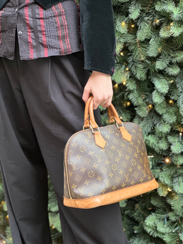 Louis Vuitton Monogram Canvas Alma Handbag