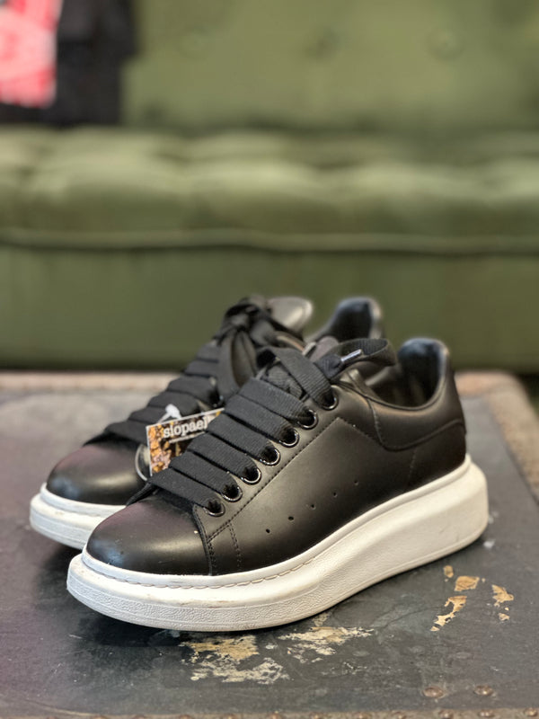 Alexander McQueen Black Leather Sneakers - UK 4