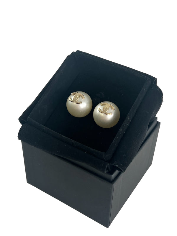 Chanel Large Champagne Gold CC & Faux Pearl Earrings
