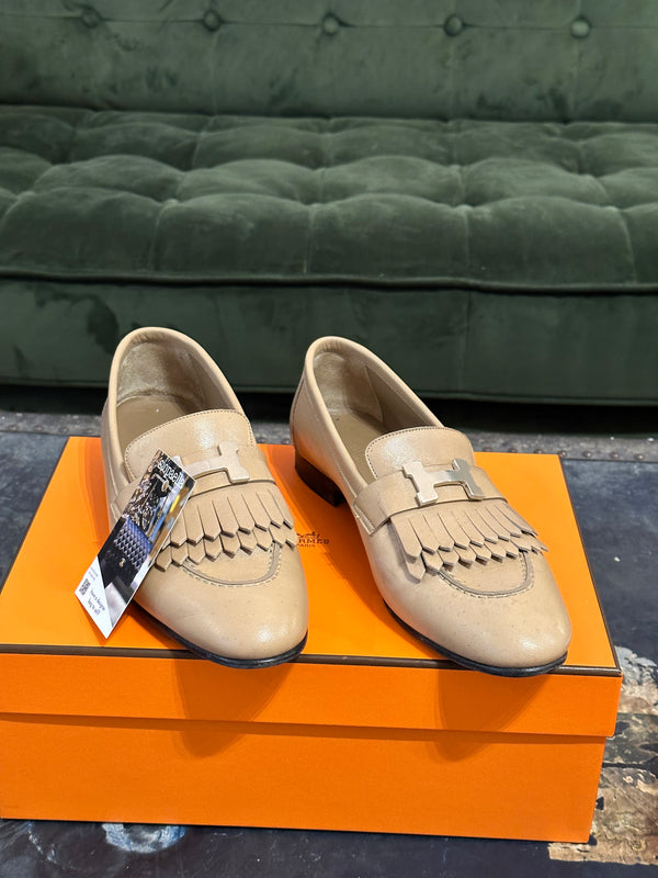 Hermès Taupe Leather Loafers - UK 4
