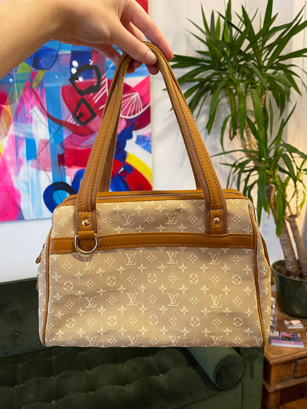 Louis Vuitton Cream Canvas Handbag