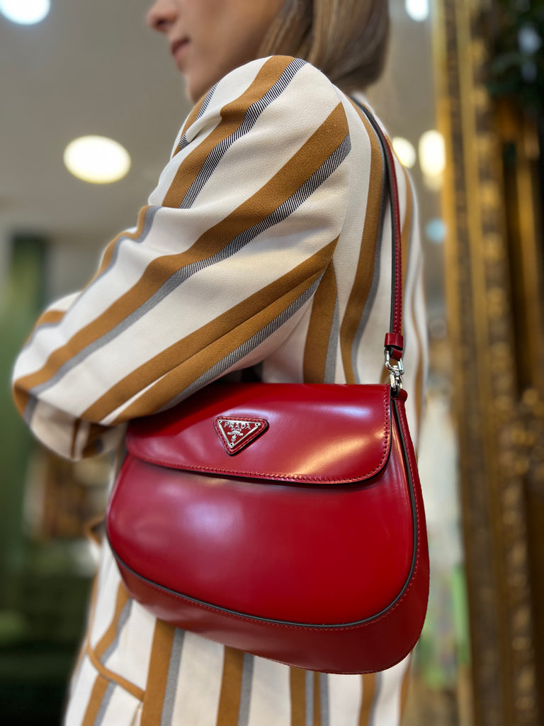 Prada Red Handbag – Siopaella Designer Exchange
