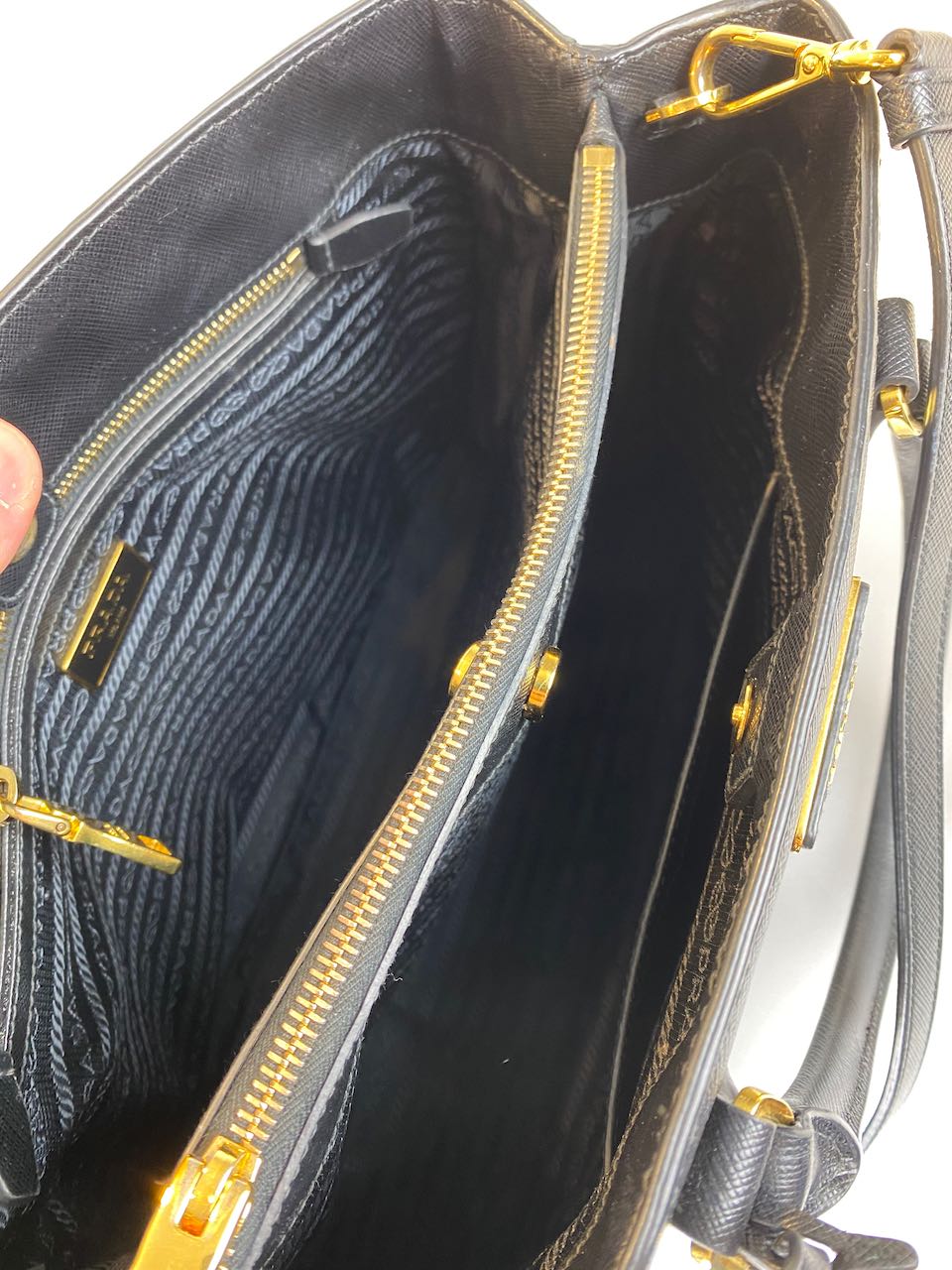 Prada Black Saffiano Leather Tote - As Seen on Instagram - Siopaella Designer Exchange