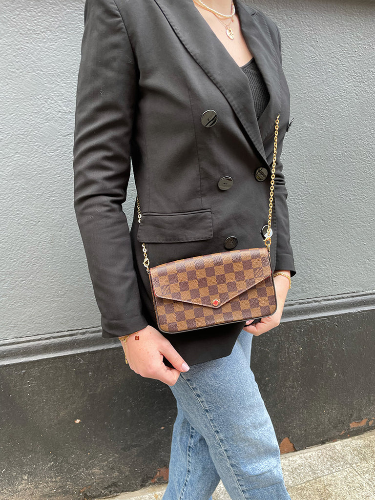 Bonhams : LOUIS VUITTON: LV STORIES POCHETTE FELICIE WALLET ON CHAIN 2018