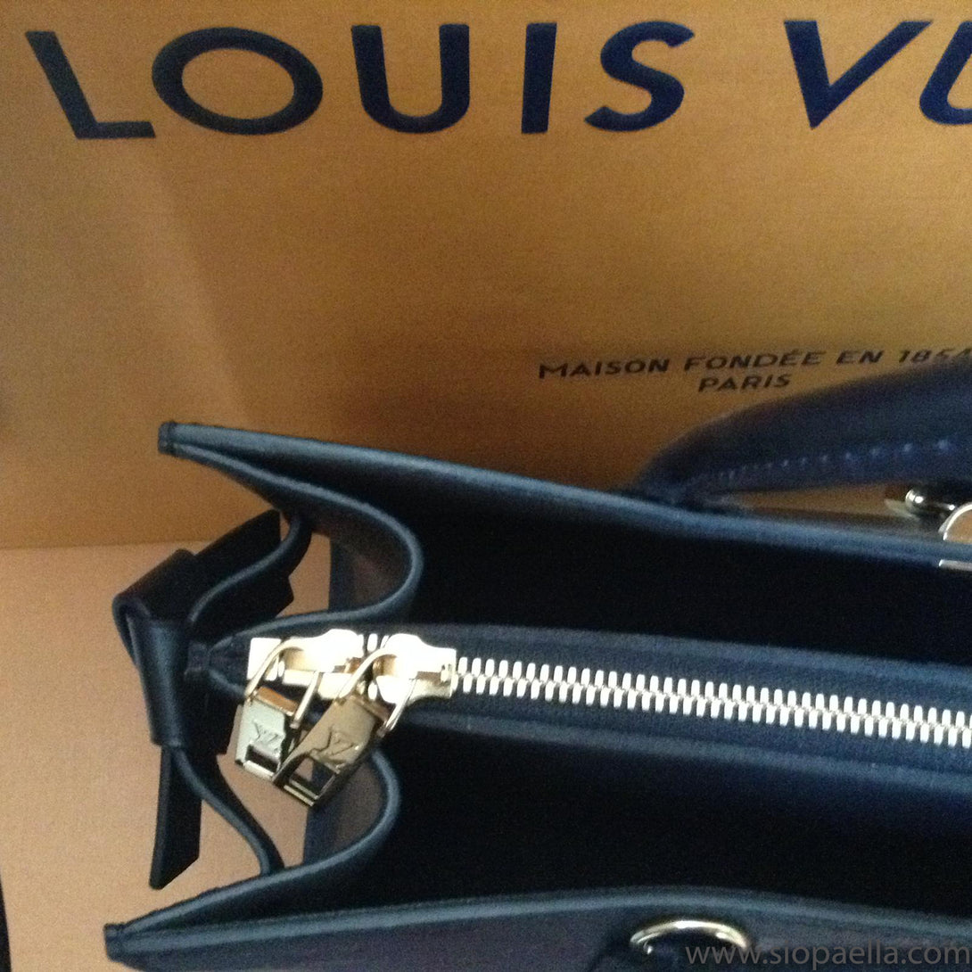 Louis Vuitton Very Tote MM - Siopaella Designer Exchange
