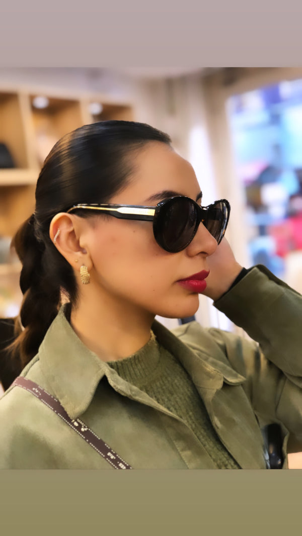 Victoria Beckham Brown/ Black Sunglasses