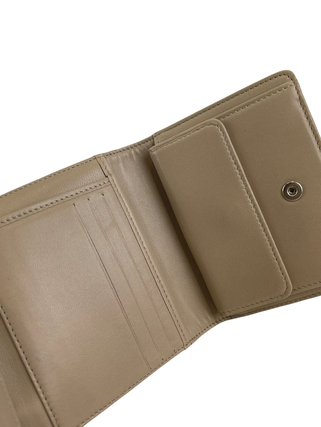 Chanel Cream Canvas CC Wallet – Siopaella Designer Exchange