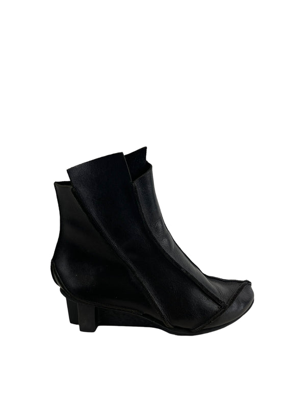 Trippen Black Leather Boots - UK 6