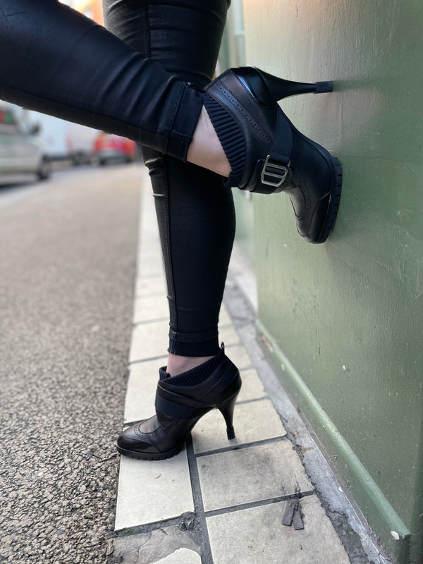 Hermès Black Leather Ankle Boots - UK 4
