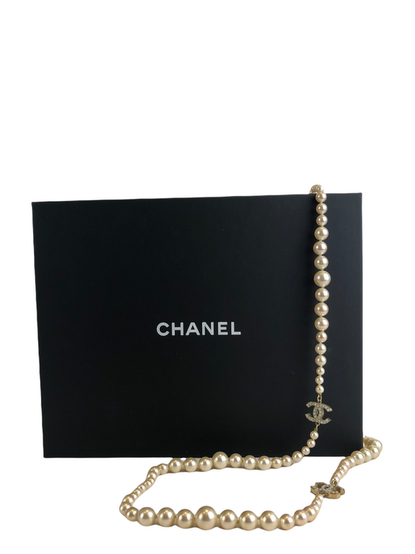 Chanel Faux Pearl Monochrome Necklace