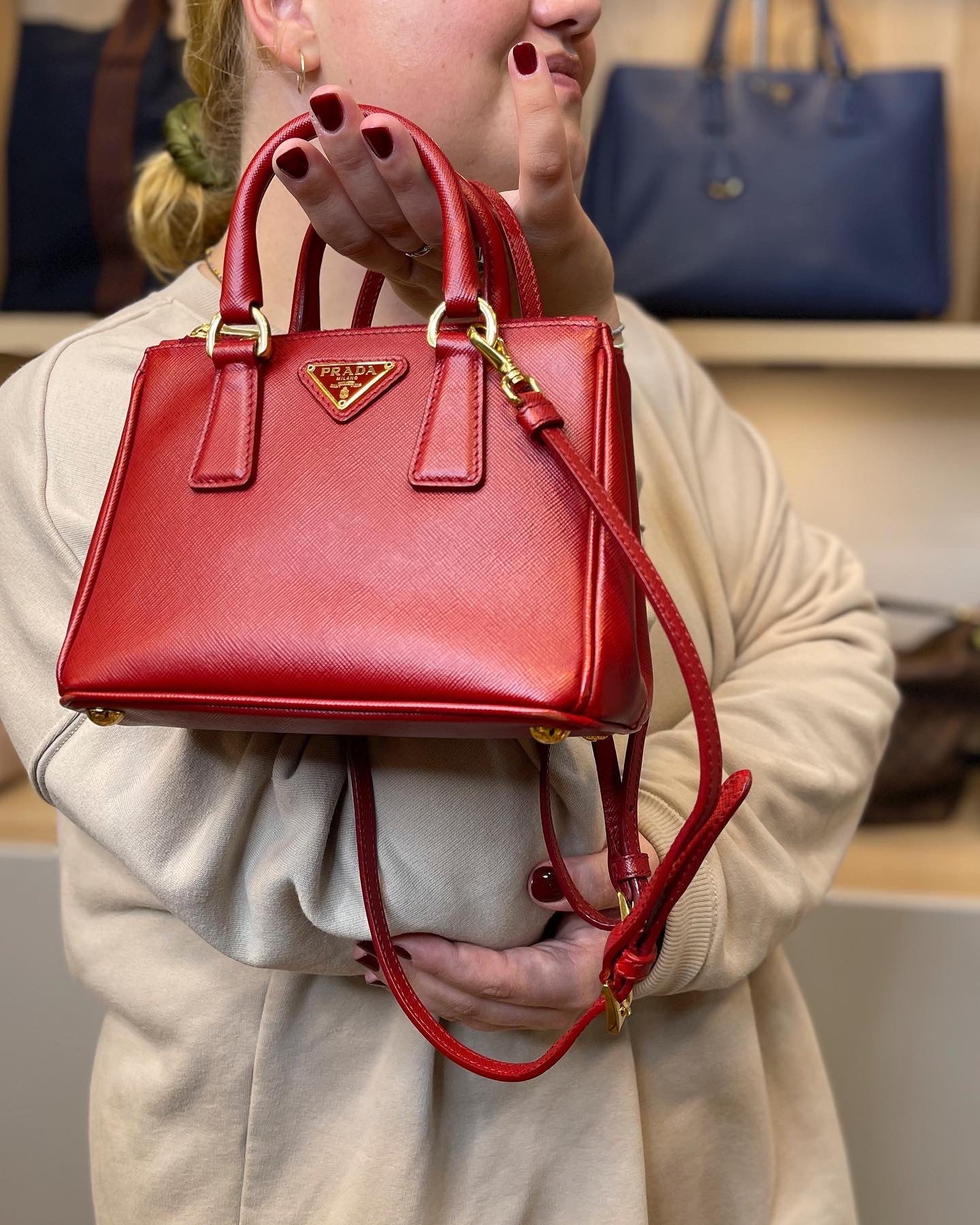 FW2002 prada leather handbag red soho 90s PRADA archive leather