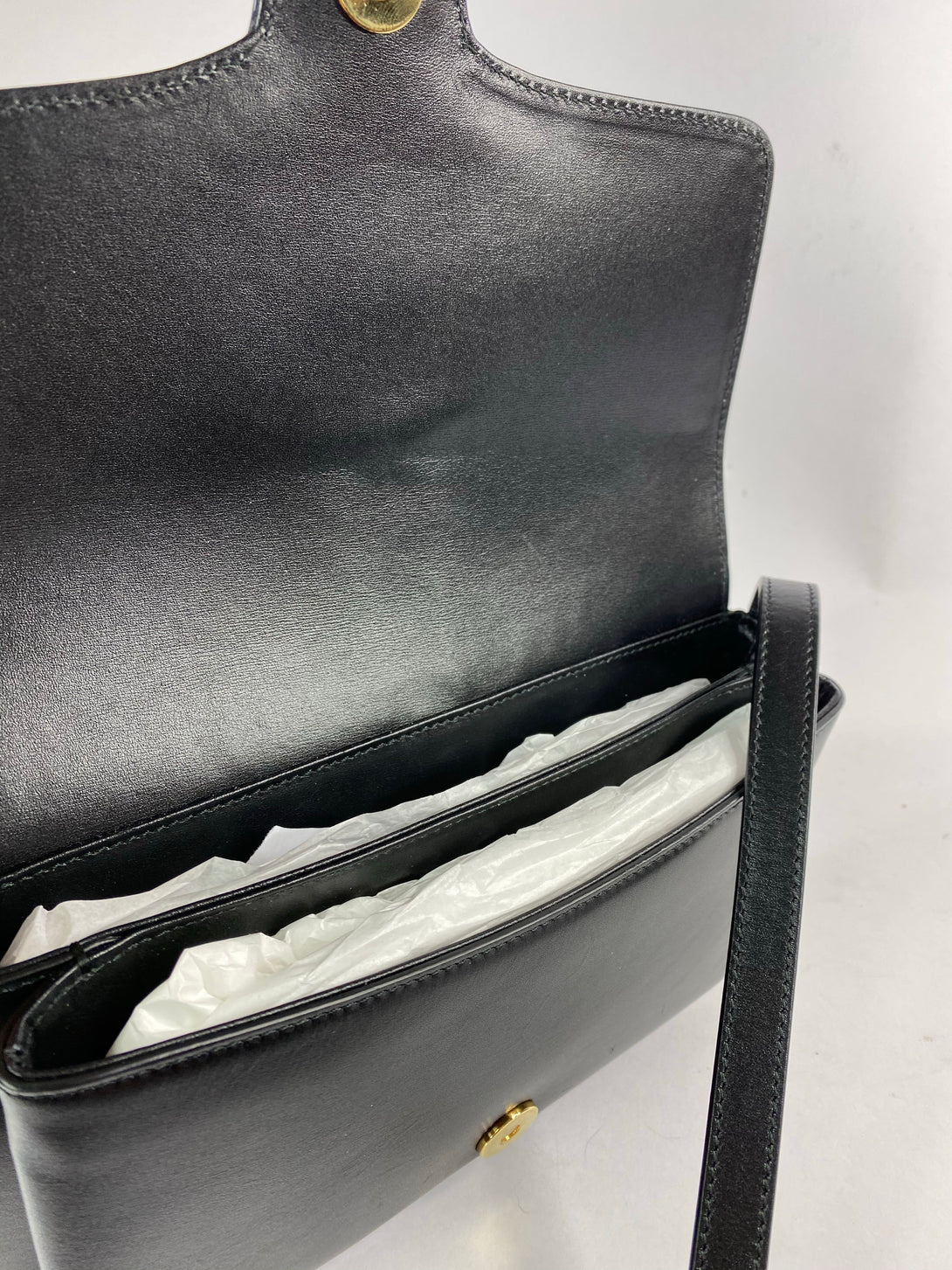 Gucci Black Leather "Arli" Crossbody - Siopaella Designer Exchange